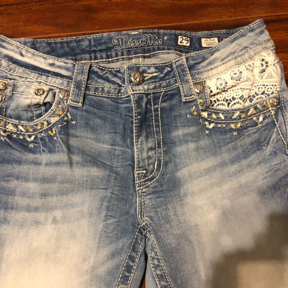 Miss Me Size 29 - Picture 2 of 3